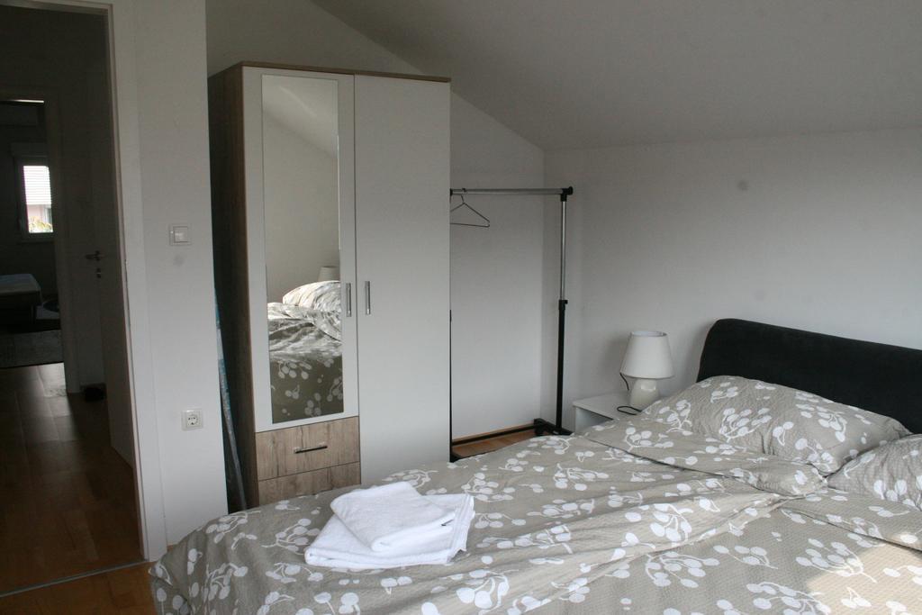 Apartment Beba Mostar Buitenkant foto