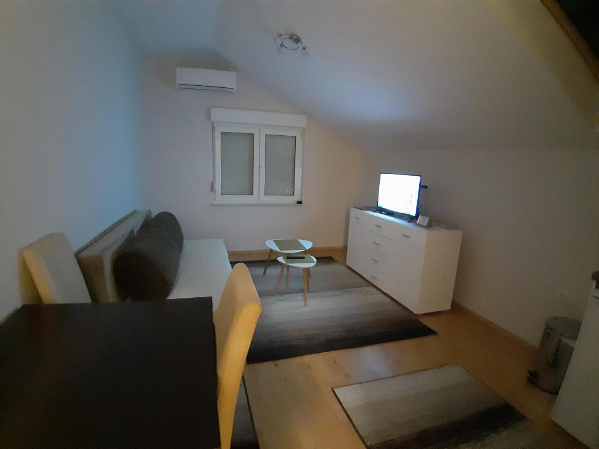 Apartment Beba Mostar Buitenkant foto
